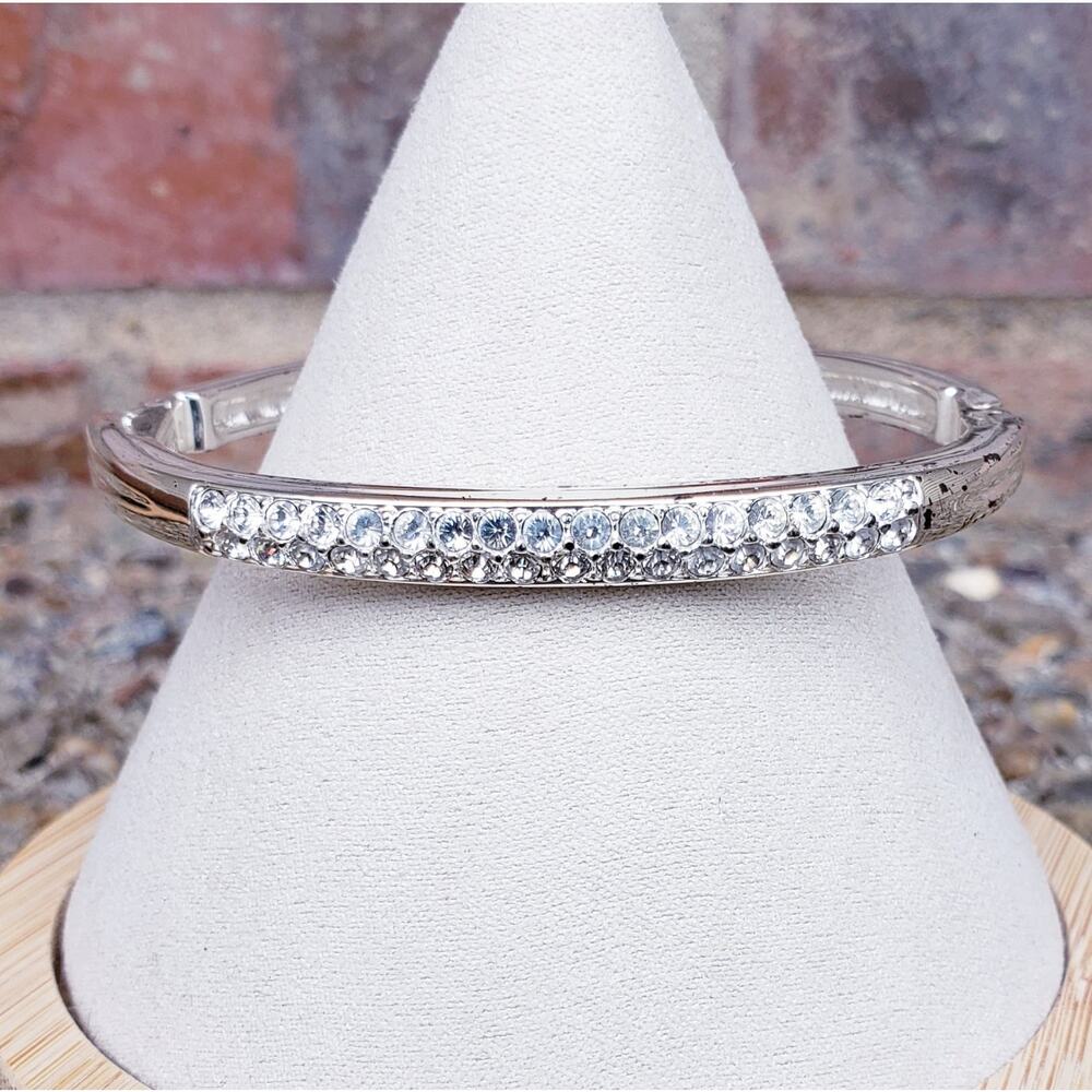 Vintage Swarovski Swan Signed Silver‎ Tone Double Crystal Bracelet Cuff Hinged
